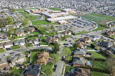 780 Regent Drive, Westbury, NY 11590 - Photo 30