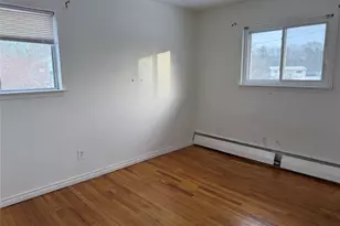 11 Mel Ct, Bay Shore, NY 11706 - Photo 10