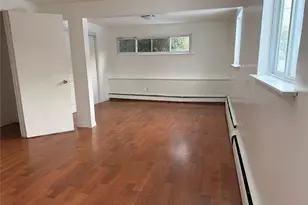 11 Mel Ct, Bay Shore, NY 11706 - Photo 14