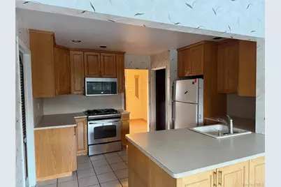 12 Cranberry Lane, Plainview, NY 11803 - Photo 18