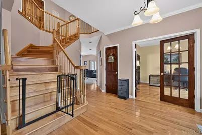 43 Greenwich Avenue, Central Valley, NY 10917 - Photo 4