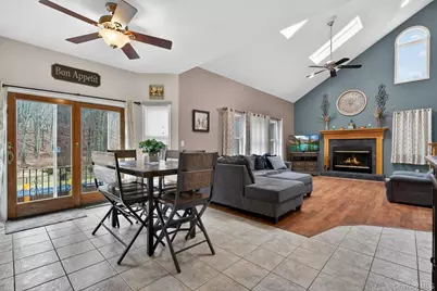 43 Greenwich Avenue, Central Valley, NY 10917 - Photo 8