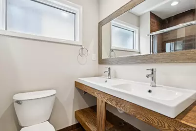 60 Marwood Road N #B, Port Washington, NY 11050 - Photo 14