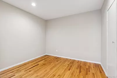 60 Marwood Road N #B, Port Washington, NY 11050 - Photo 22