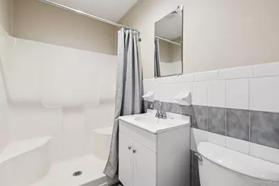 60 Marwood Road N #B, Port Washington, NY 11050 - Photo 18