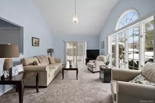 339 Oakwood Ave, Bayport, NY 11705 - Photo 2