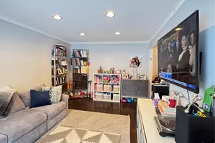 68-45 138th St, Flushing, NY 11367 - Photo 8