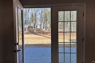 135 Cooper Rd, Fishkill, NY 12524 - Photo 8