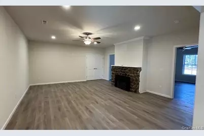 135 Cooper Road #3, Fishkill, NY 12524 - Photo 4