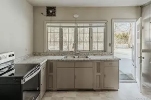 1539 Hollow Rd, Clinton Corners, NY 12514 - Photo 6