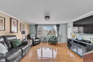 64 Tier St, Bronx, NY 10464 - Photo 2