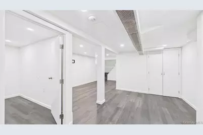 142-16 223rd Street, Springfield Gardens, NY 11413 - Photo 34