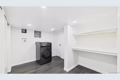 142-16 223rd Street, Springfield Gardens, NY 11413 - Photo 32