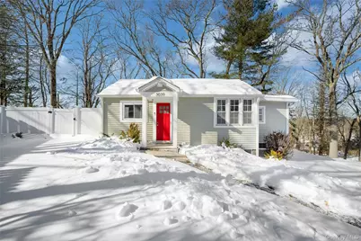 3039 High Street, Mohegan Lake, NY 10547 - Photo 2