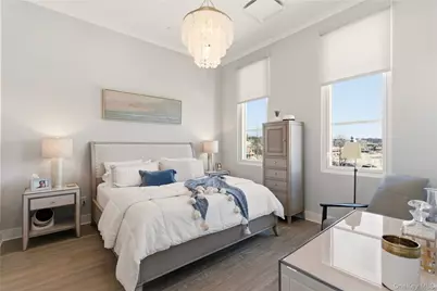 100 Garvies Point Road #1033, Glen Cove, NY 11542 - Photo 14