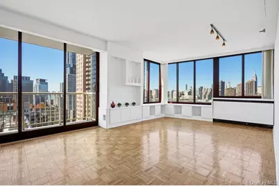 4-74 48th Avenue #19A, Long Island City, NY 11109 - Photo 2