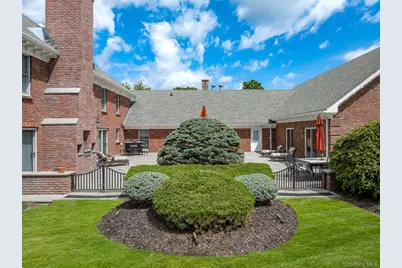 109 Mamaroneck Road, Scarsdale, NY 10583 - Photo 18