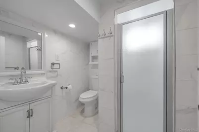 109-39 194th Street, Saint Albans, NY 11412 - Photo 32