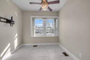 109-39 194th St, Saint Albans, NY 11412 - Photo 10