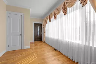 109-39 194th St, Saint Albans, NY 11412 - Photo 2