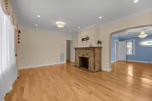 109-39 194th St, Saint Albans, NY 11412 - Photo 4