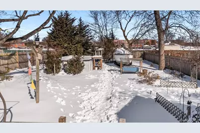 169 Sterling, Amityville, NY 11701 - Photo 28