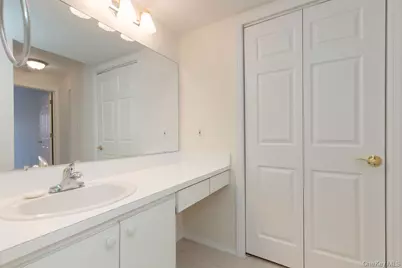 37 Bronxville Glen Drive #Bldg 5, Unit 1, Bronxville, NY 10708 - Photo 20