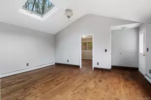 689 S Mountain Rd, New City, NY 10956 - Photo 8