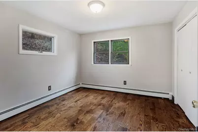 689 S Mountain Road #cottage, New City, NY 10956 - Photo 14