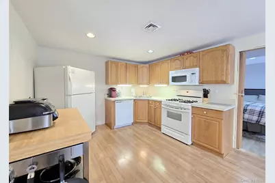 46 Harvest Lane, Commack, NY 11725 - Photo 34