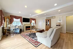 46 Harvest Ln, Commack, NY 11725 - Photo 32
