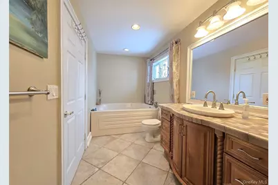 46 Harvest Lane, Commack, NY 11725 - Photo 20