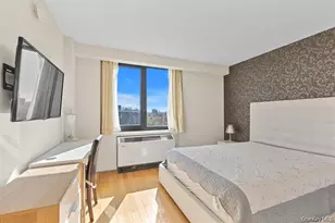 39-16 Prince St, Flushing, NY 11354 - Photo 14