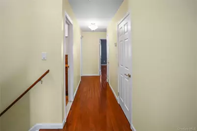 2860 Nicole Court, Oceanside, NY 11572 - Photo 12