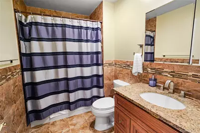 2860 Nicole Court, Oceanside, NY 11572 - Photo 16