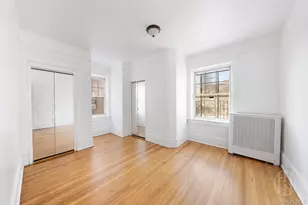 27 Locust Ave, New Rochelle, NY 10801 - Photo 8