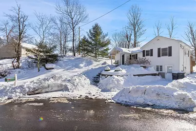 19 Curry Road, Mahopac, NY 10541 - Photo 2