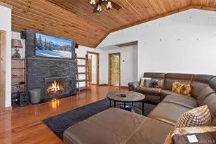 23 Pine Hill Dr, Greenwood Lake, NY 10925 - Photo 14