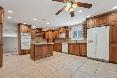 36 Winesap Lane, Monsey, NY 10952 - Photo 10