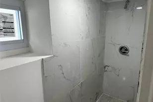 245 Glenhill Ave, Yonkers, NY 10701 - Photo 8