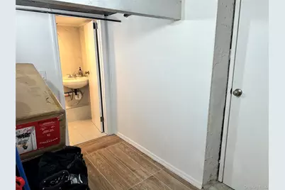 245 Glenhill Avenue #Room 1, Yonkers, NY 10701 - Photo 10