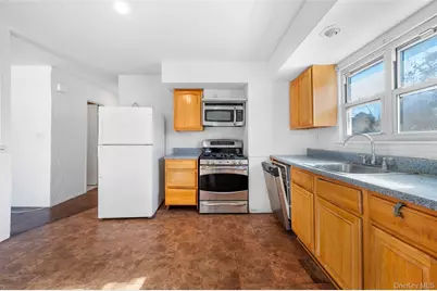 14989 253rd Street, Rosedale, NY 11422 - Photo 6