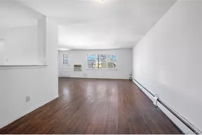 14989 253rd Street, Rosedale, NY 11422 - Photo 4