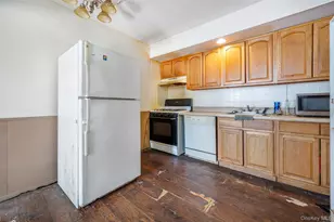 149-89 253rd St, Rosedale, NY 11422 - Photo 18