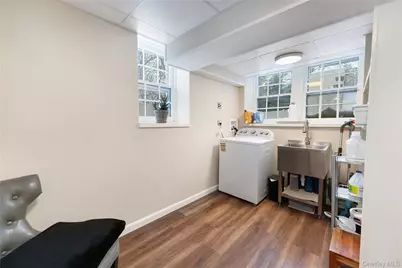 6 White Plains Road, Bronxville, NY 10708 - Photo 16