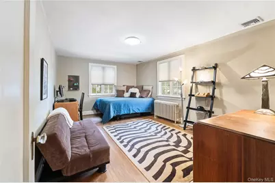 6 White Plains Road, Bronxville, NY 10708 - Photo 12