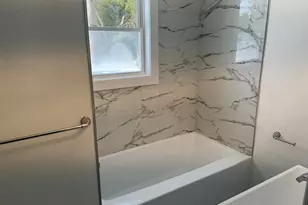 10 Dourland Rd, Medford, NY 11763 - Photo 8