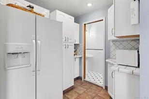 87-83 254th St, Bellerose, NY 11426 - Photo 6