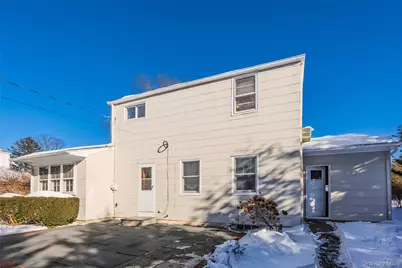 79 Appletree Lane, Roslyn Heights, NY 11577 - Photo 2