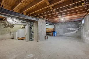 79 Appletree Ln, Roslyn Heights, NY 11577 - Photo 20